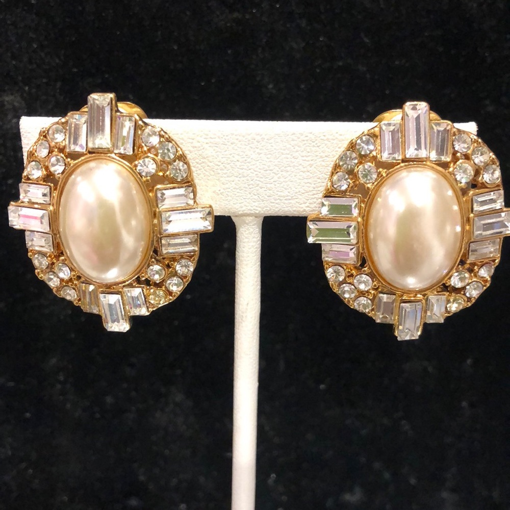 Vintage Pearl Button w/Crystal Baguette Earrings-Boutique